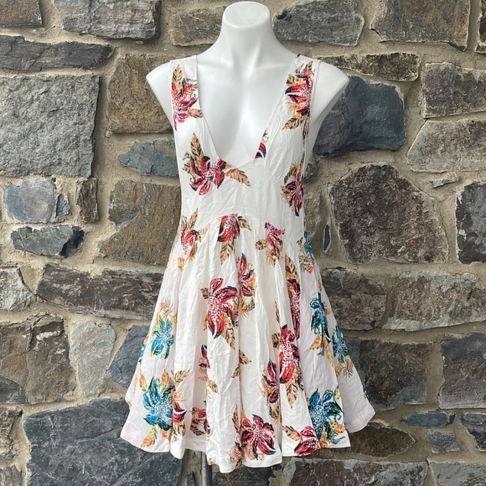 Free People NWT 'Thought I Was Dreamin' Strappy Floral Print Mini Dress Size L